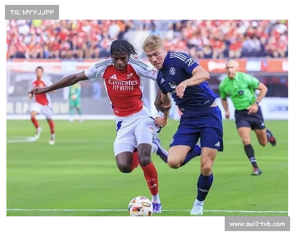 曼联高位逼抢战术暴露防线漏洞，约罗遭罗杰斯突破教训深刻